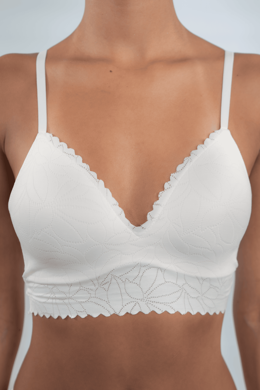 EM178-001 Brasier Encaje