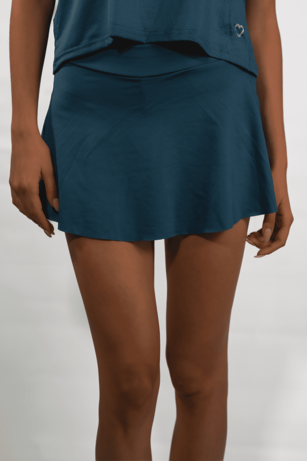 LD188-002 Falda Short Deportiva