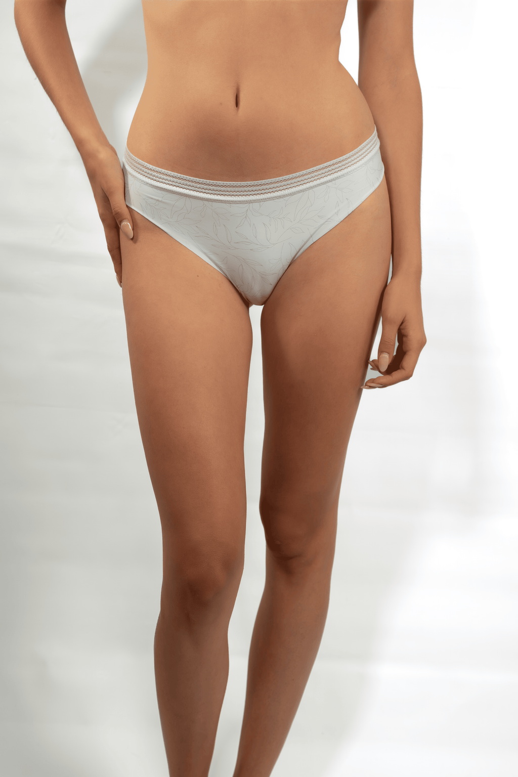 MJ106-032 Panty Invisible Paqx3