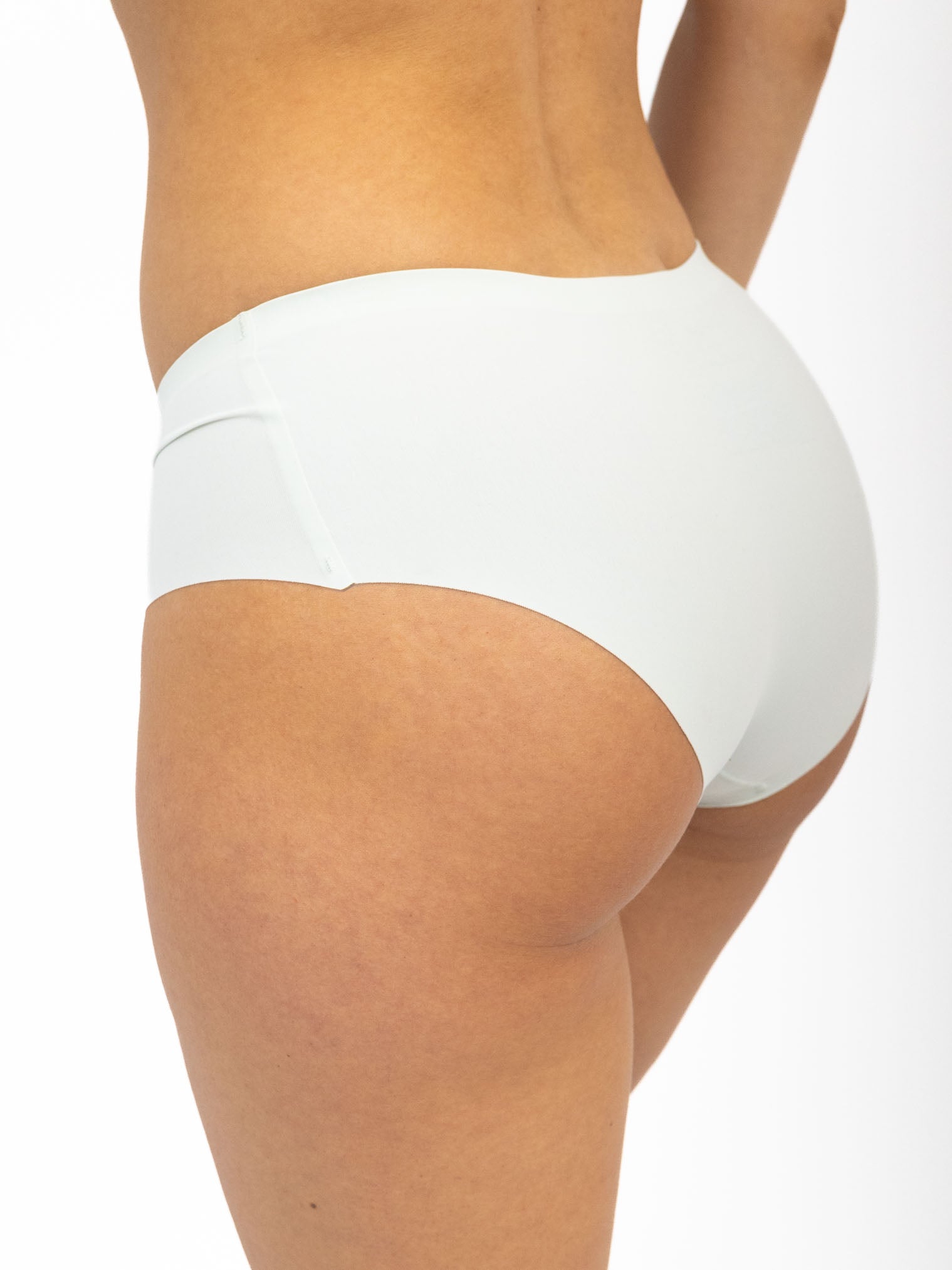 Mj258-001 Panty Corte Laser Semanario Paqx5